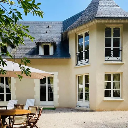 Vila Bovary Deauville, Exceptional Location