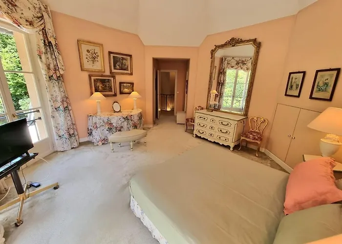 Bovary Deauville, Exceptional Location